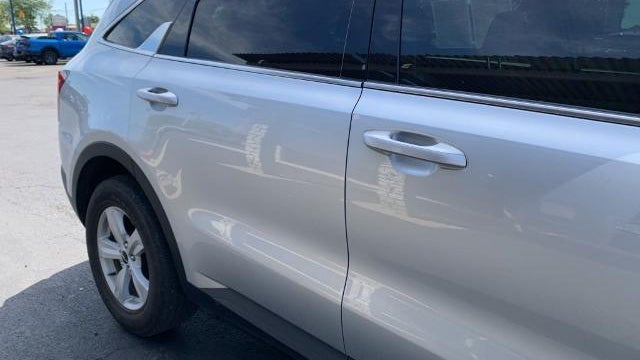 2022 Kia Sorento LX