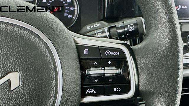 2023 Kia Sorento LX