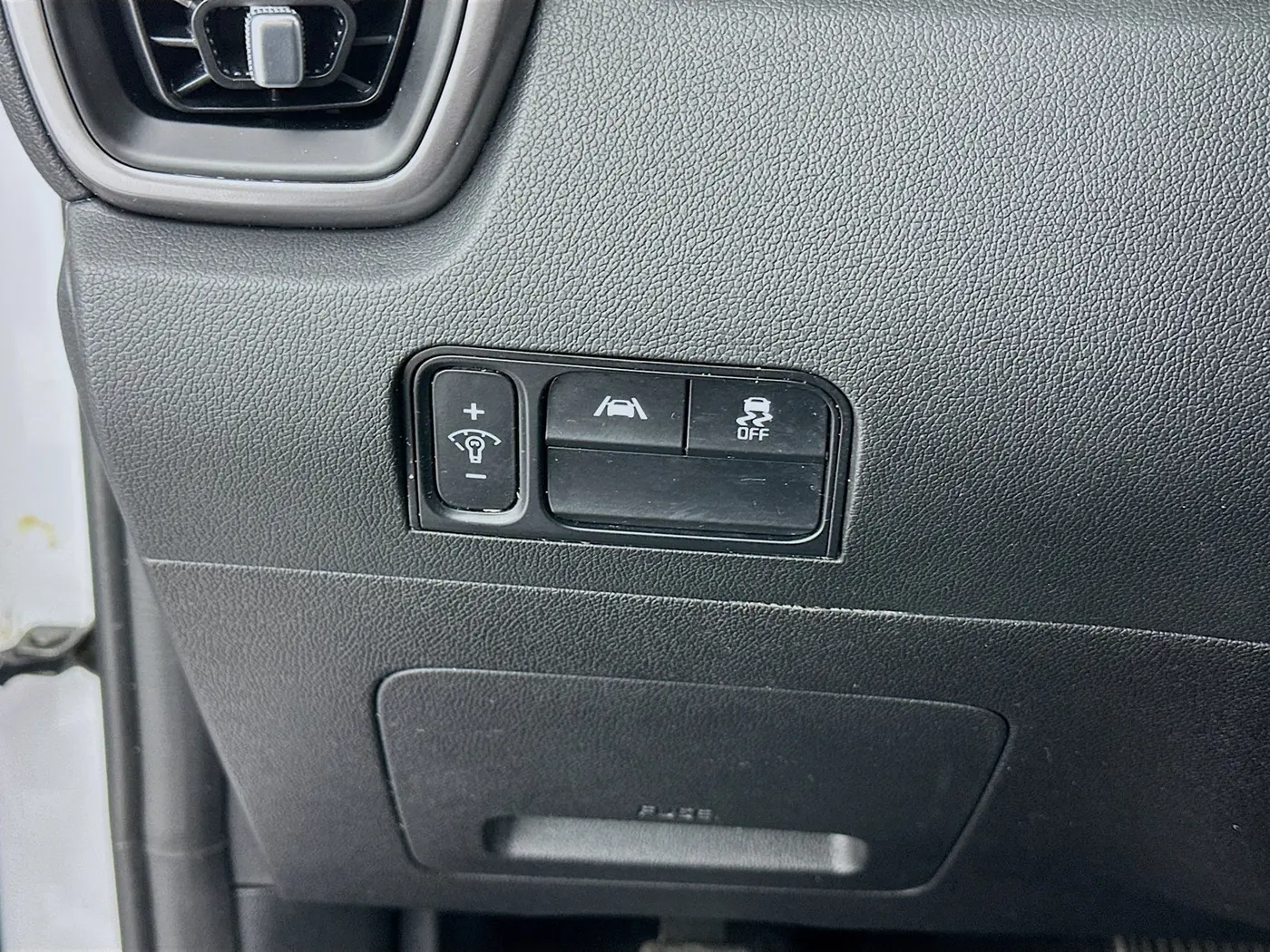 2023 Kia Sorento - $19,198