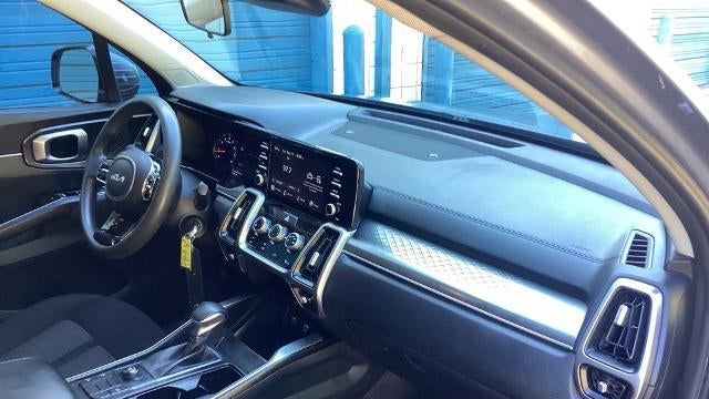 2022 Kia Sorento LX