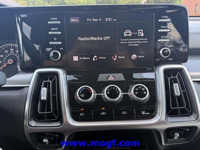 2023 Kia Sorento - $17,695