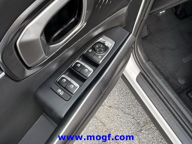 2023 Kia Sorento - $17,695