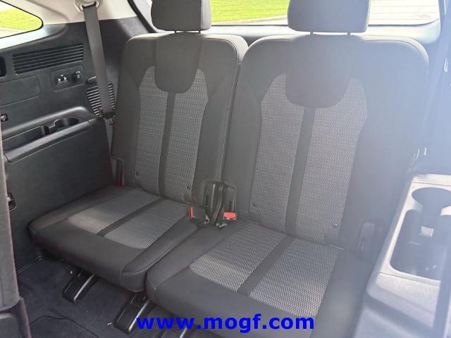 2023 Kia Sorento - $17,695