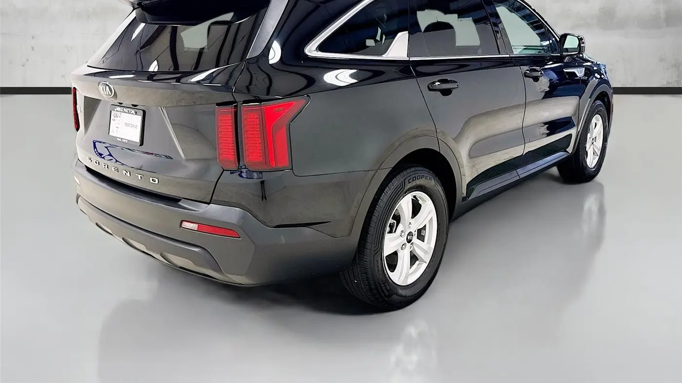 2021 Kia Sorento LX