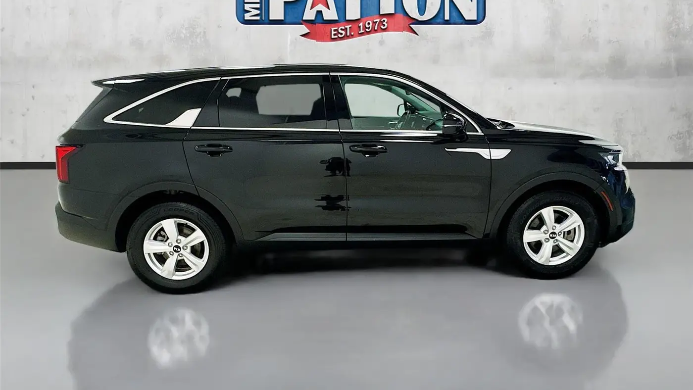 2021 Kia Sorento LX