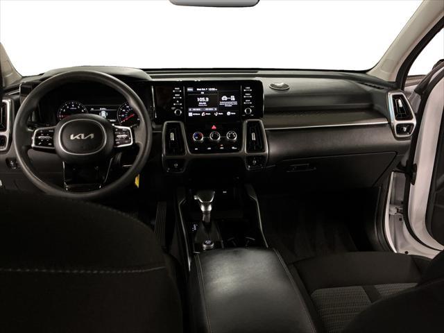 2023 Kia Sorento - $22,900