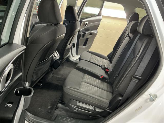 2023 Kia Sorento - $22,900