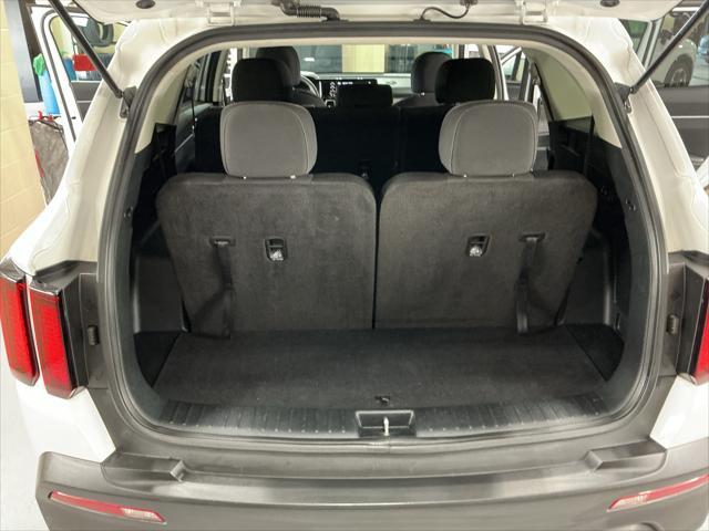 2023 Kia Sorento - $22,900