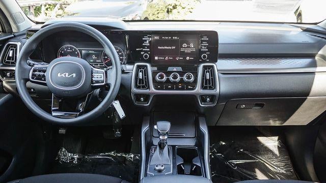 2022 Kia Sorento LX