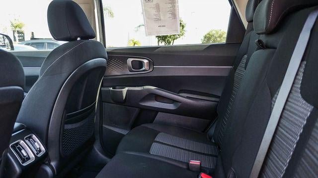 2022 Kia Sorento LX