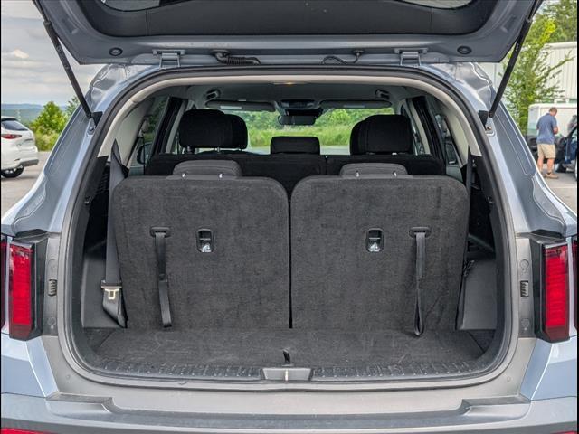 2023 Kia Sorento - $23,900