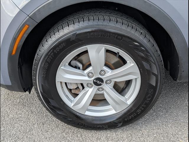 2023 Kia Sorento - $23,900
