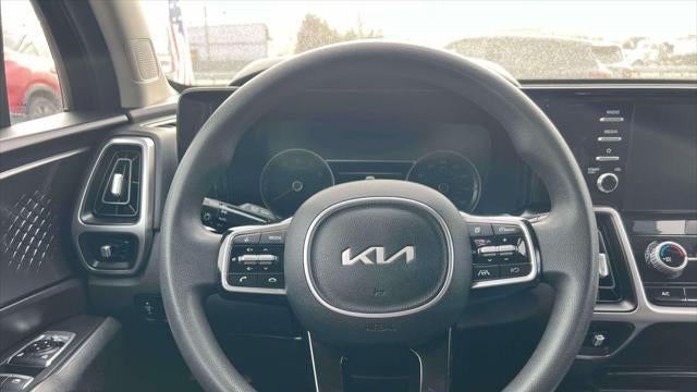 2023 Kia Sorento LX