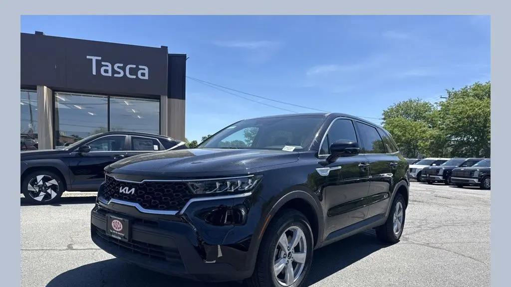 Preowned 2023 Kia Sorento LX for Sale