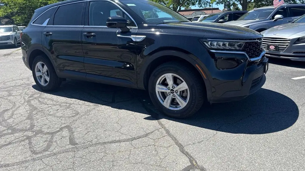 2023 Kia Sorento LX