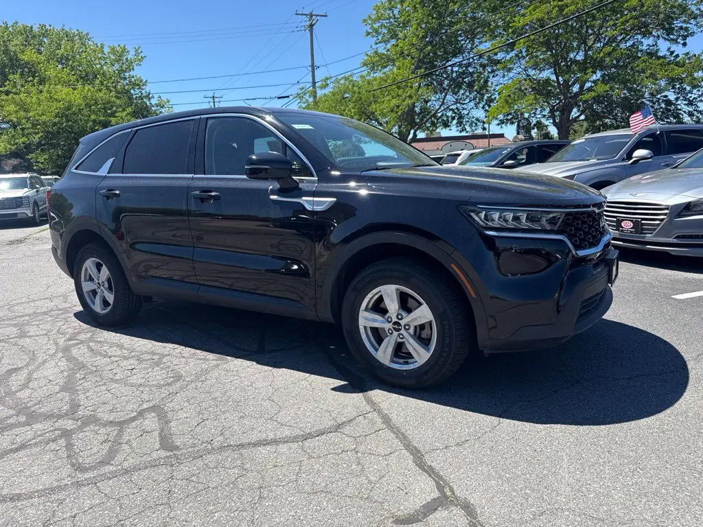 2023 Kia Sorento - $22,799