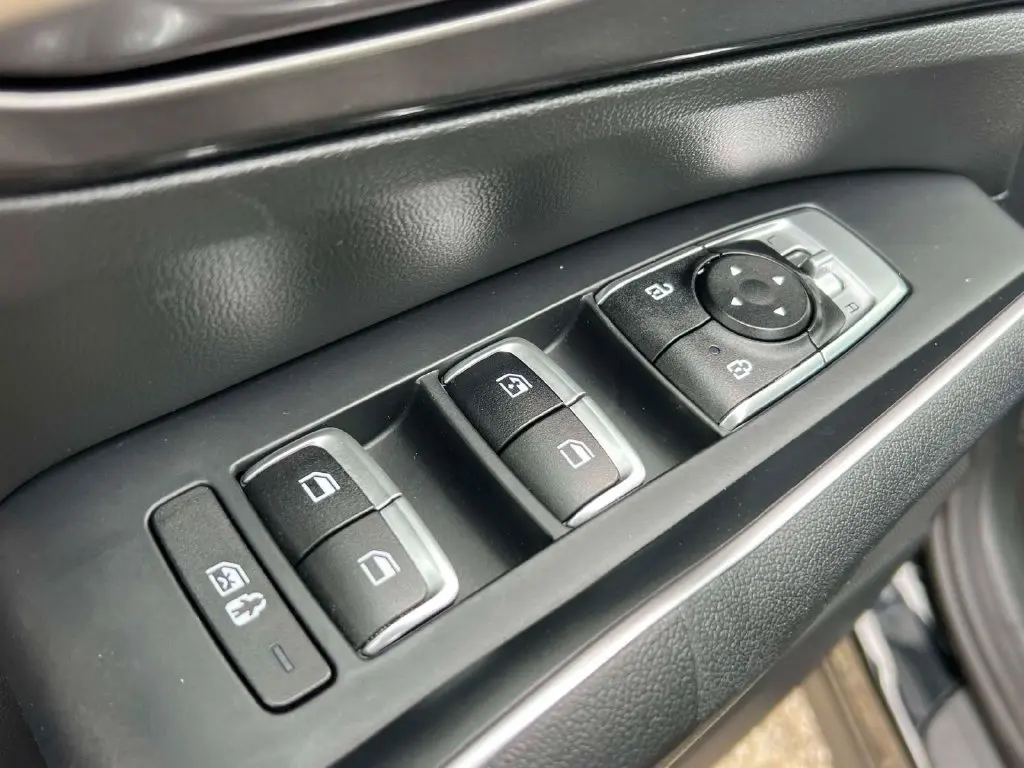 2023 Kia Sorento - $22,799