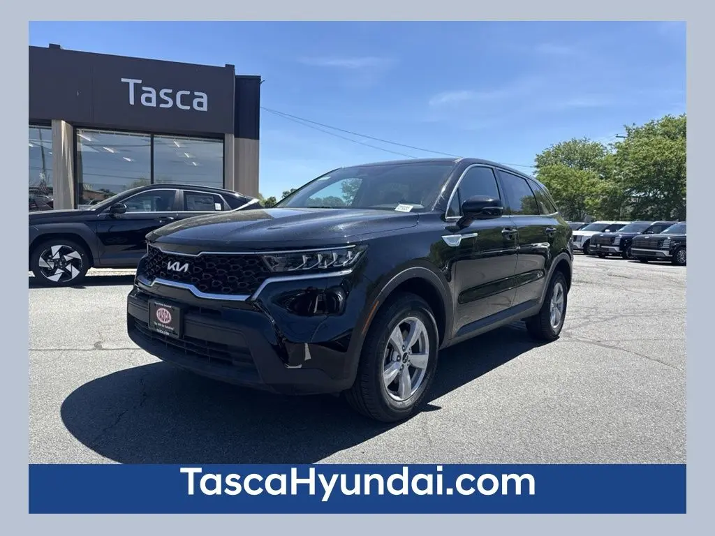 2023 Kia Sorento - $22,799