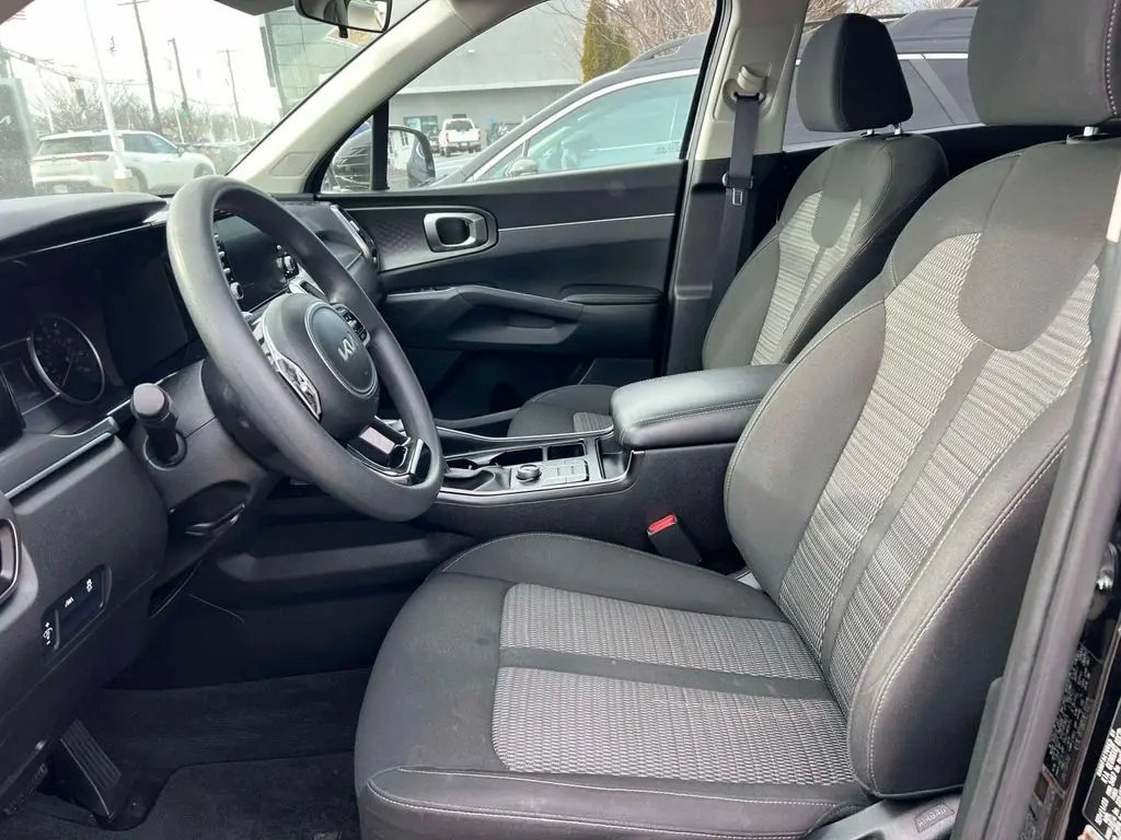 2023 Kia Sorento - $22,799