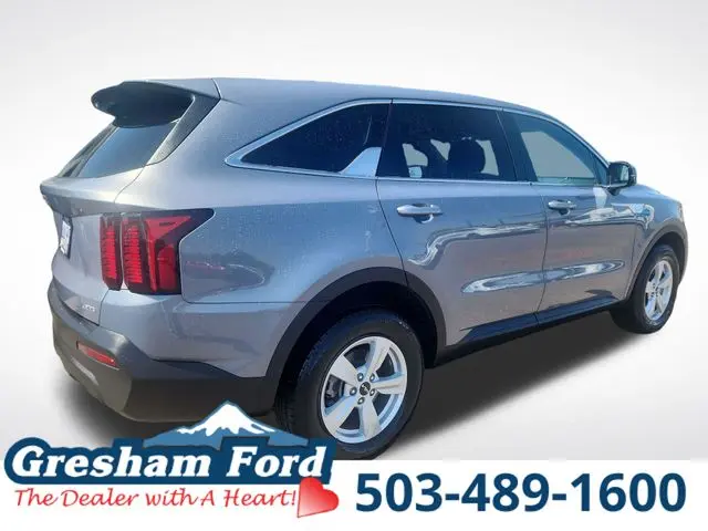2023 Kia Sorento - $21,754