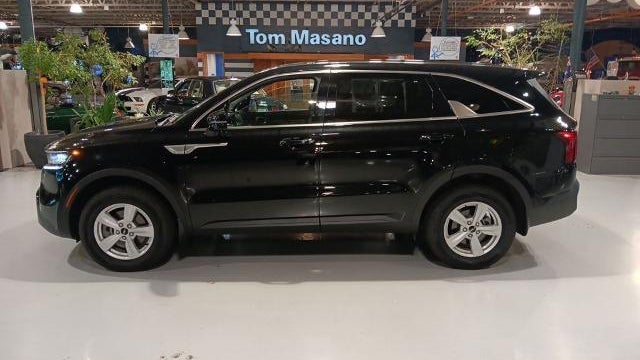 2023 Kia Sorento LX