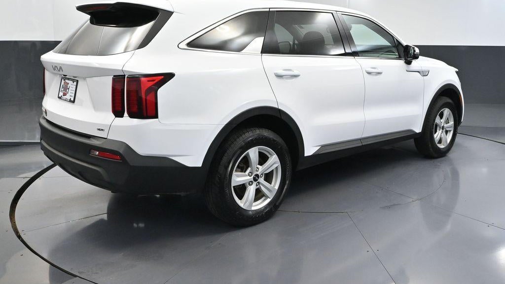 2023 Kia Sorento LX