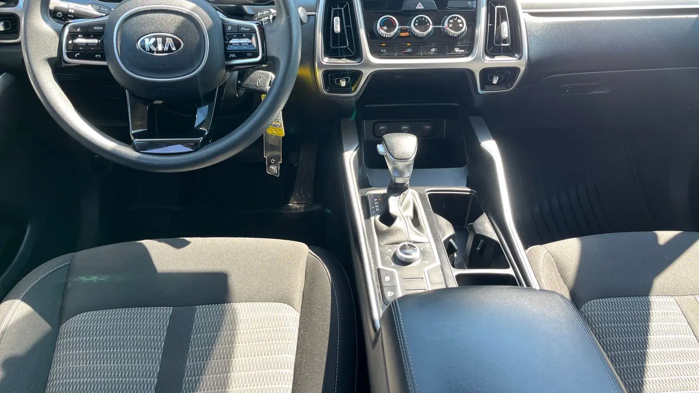2021 Kia Sorento LX