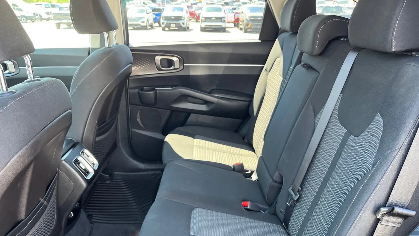 2021 Kia Sorento LX
