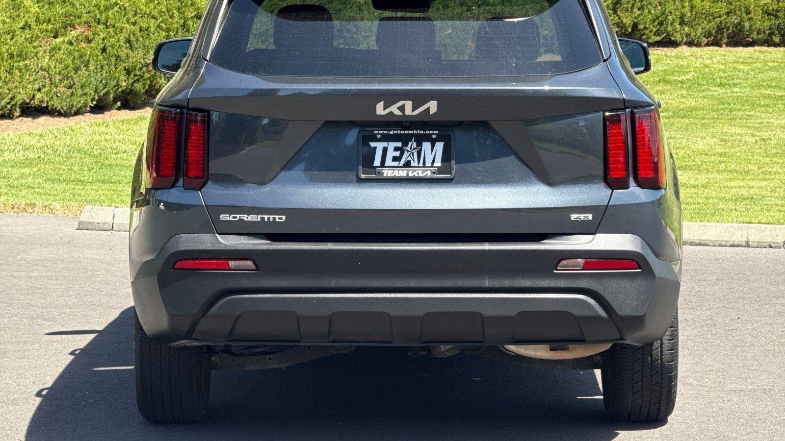 2023 Kia Sorento LX