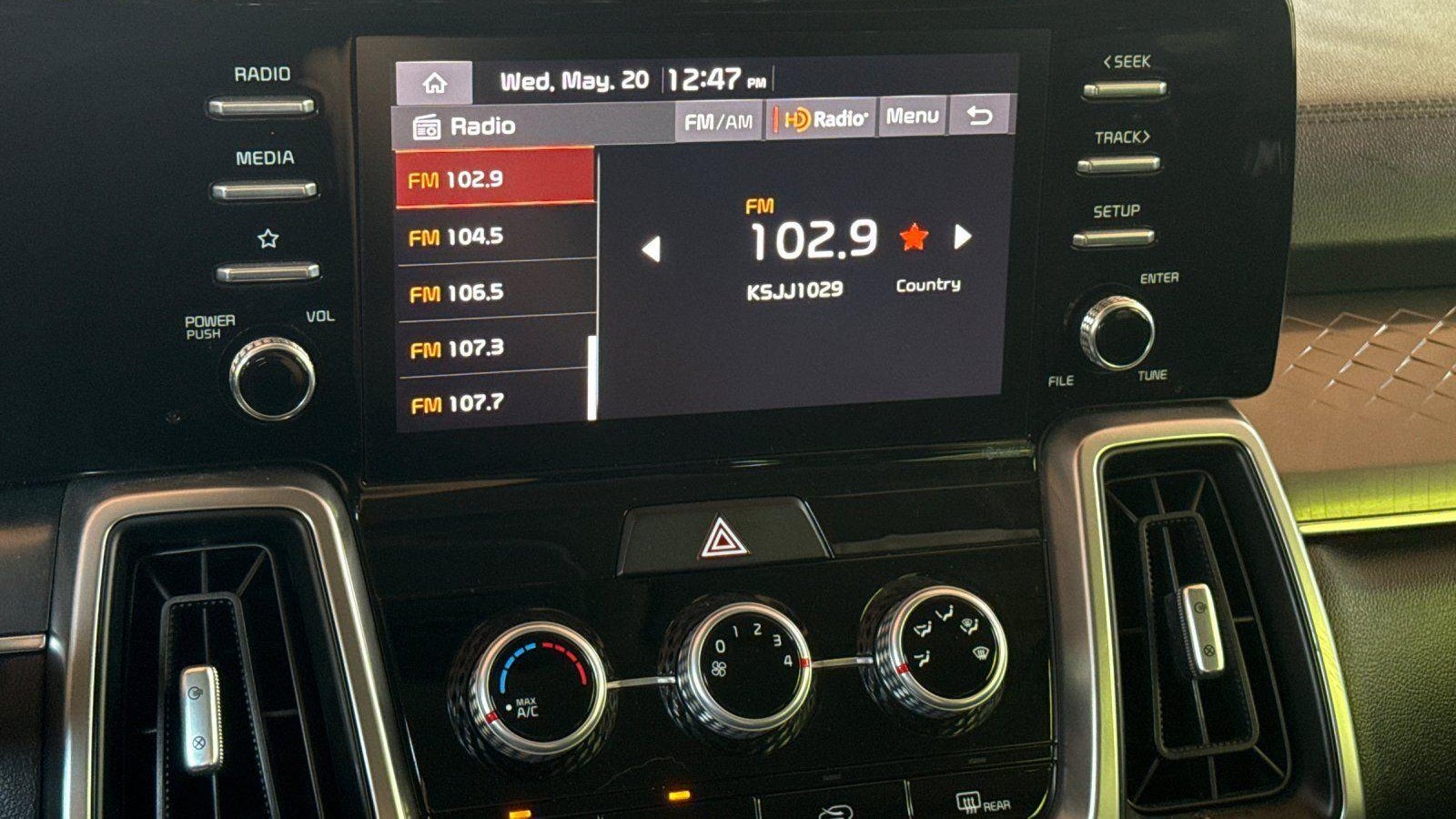 2023 Kia Sorento LX