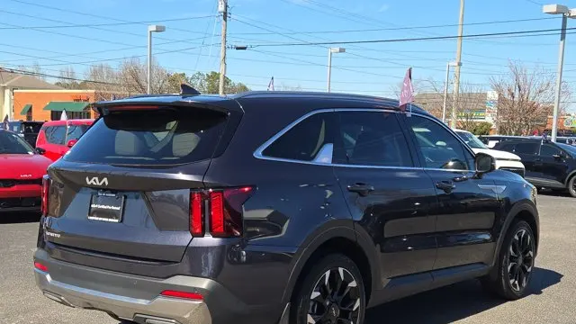 2025 Kia Sorento EX