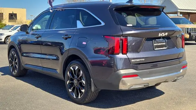 2025 Kia Sorento EX