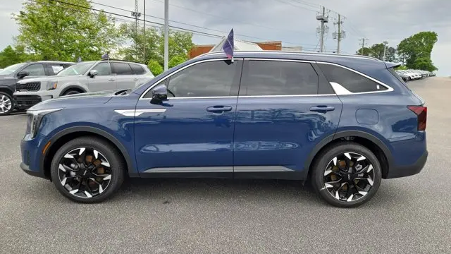 2025 Kia Sorento EX