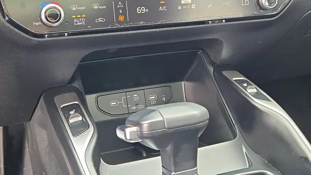 2025 Kia Sorento EX
