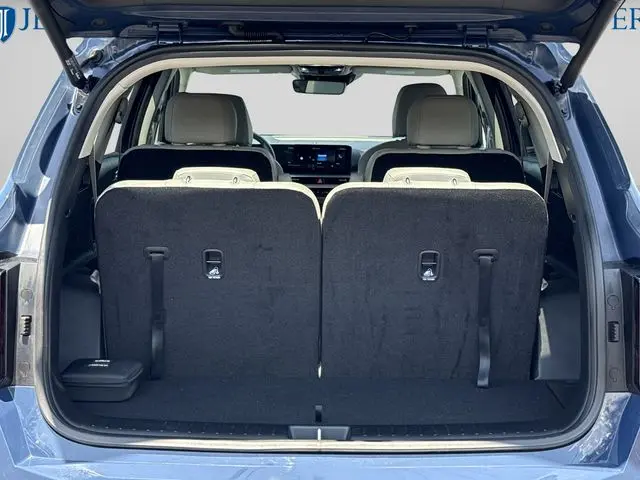 2025 Kia Sorento - $28,999