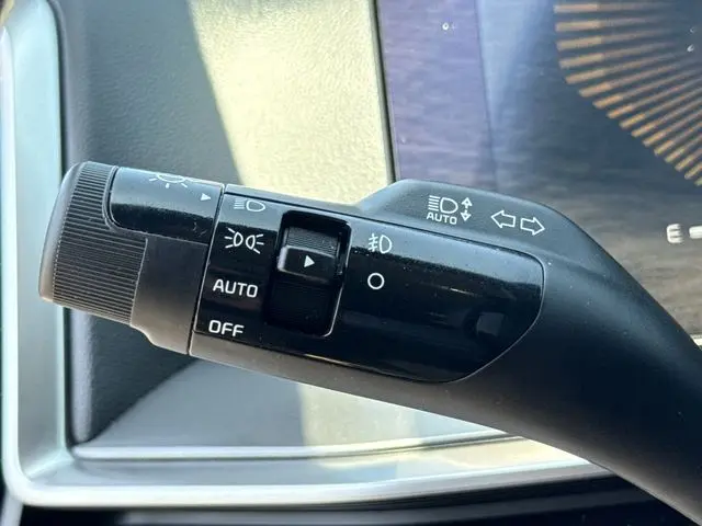 2025 Kia Sorento - $28,999