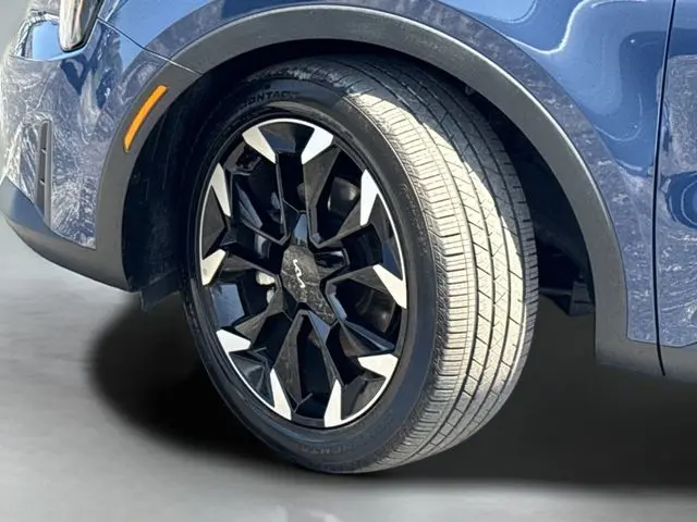 2025 Kia Sorento - $28,999