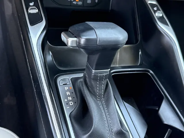 2025 Kia Sorento - $28,999