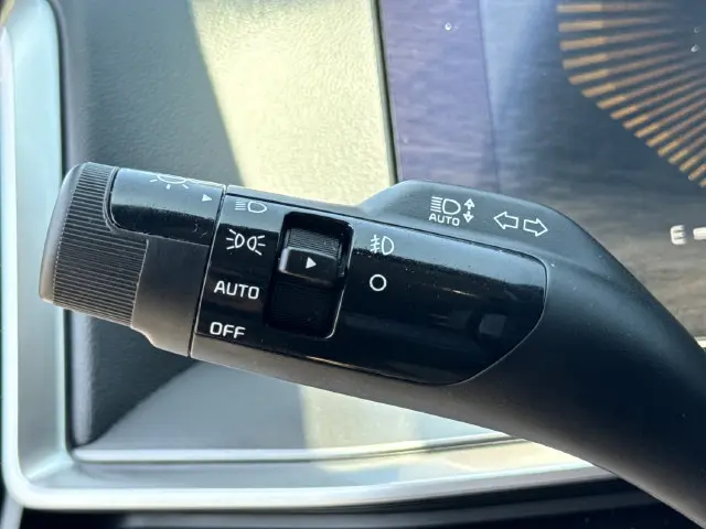 2025 Kia Sorento - $28,999
