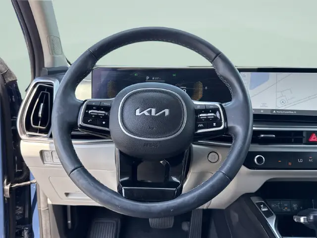 2025 Kia Sorento - $28,999
