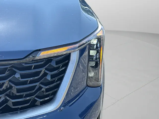 2025 Kia Sorento - $28,999