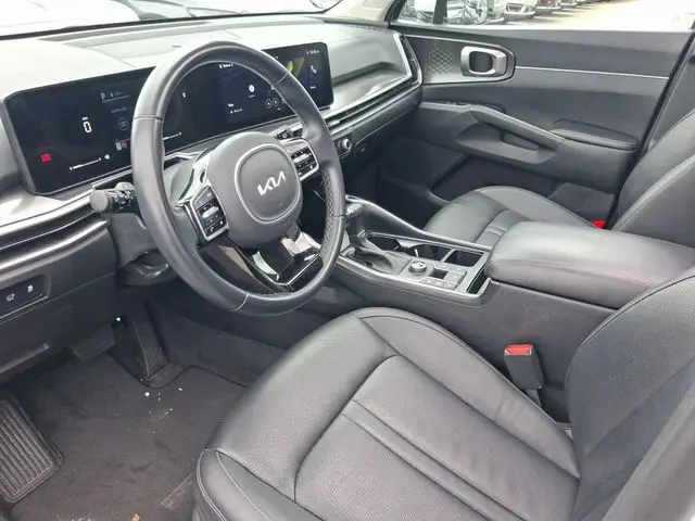 2025 Kia Sorento - $28,990