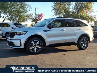 2022 Kia Sorento with Sparkling Silver Exterior