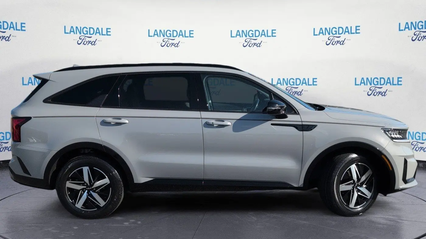 2023 Kia Sorento EX