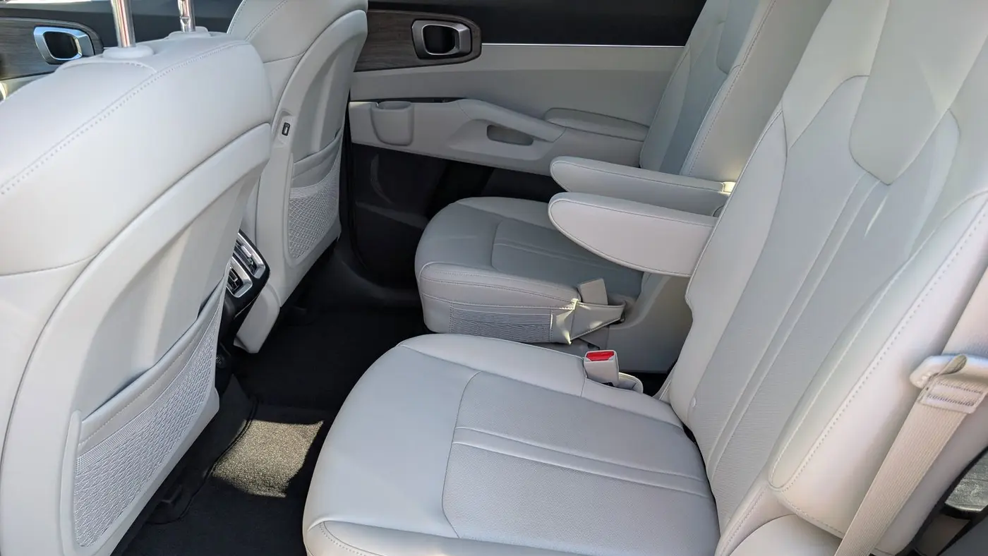 2023 Kia Sorento EX