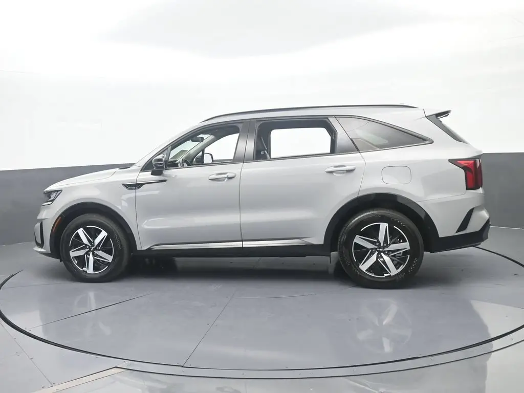 2023 Kia Sorento - $23,991