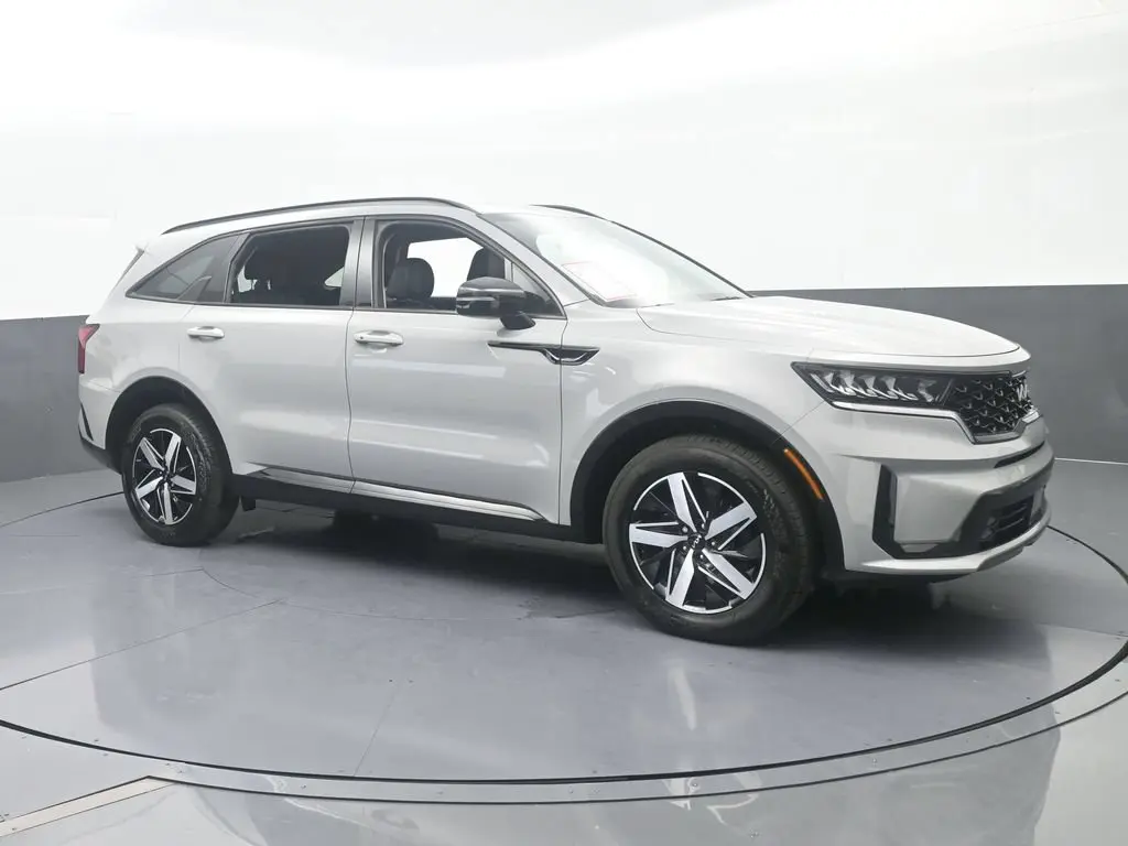 2023 Kia Sorento - $23,991