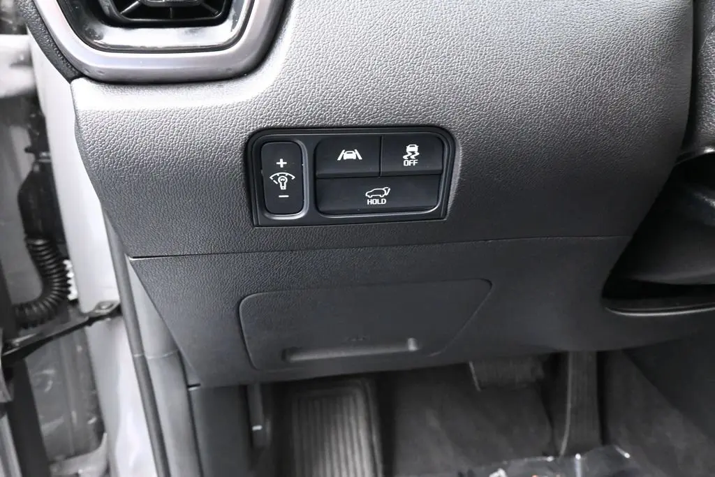 2023 Kia Sorento - $23,991
