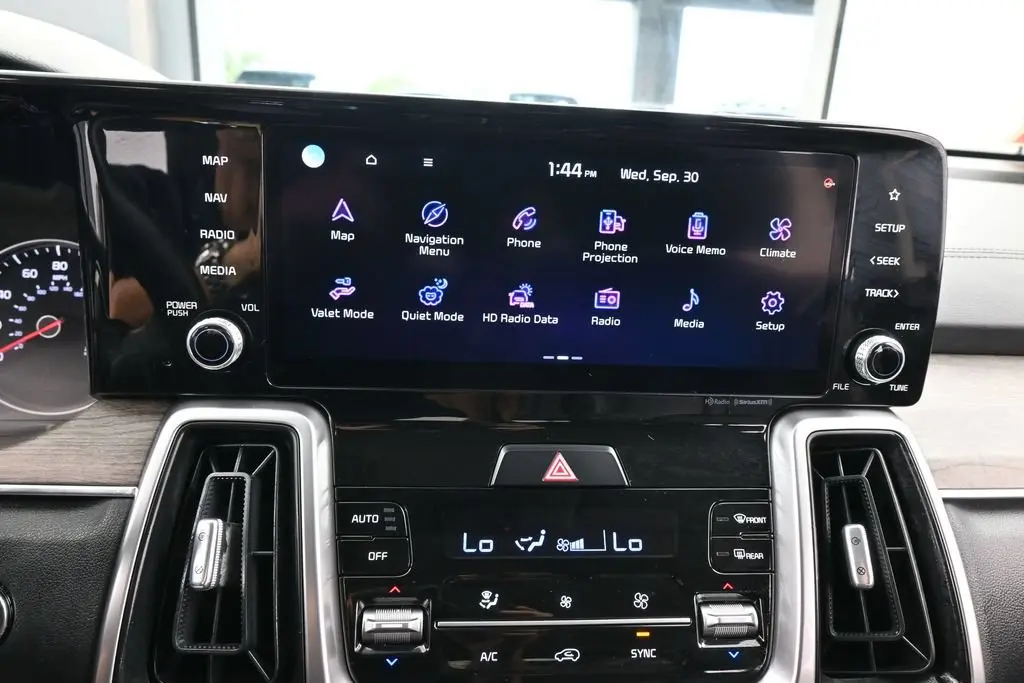 2023 Kia Sorento - $23,991