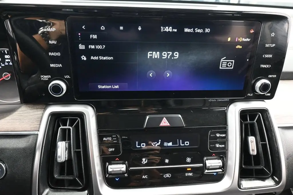 2023 Kia Sorento - $23,991